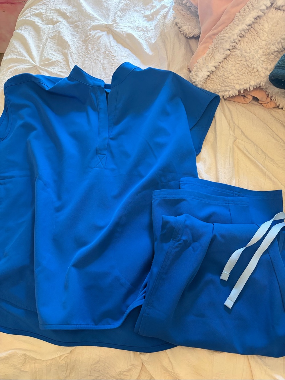 Figs Women's Scrub Set in Royal Blue